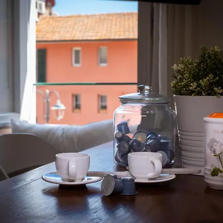 公寓 Guardabassi Collection Charming House Piazza Indipendenza 波尔图·埃尔科莱