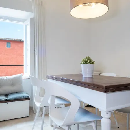 公寓 Guardabassi Collection Charming House Piazza Indipendenza