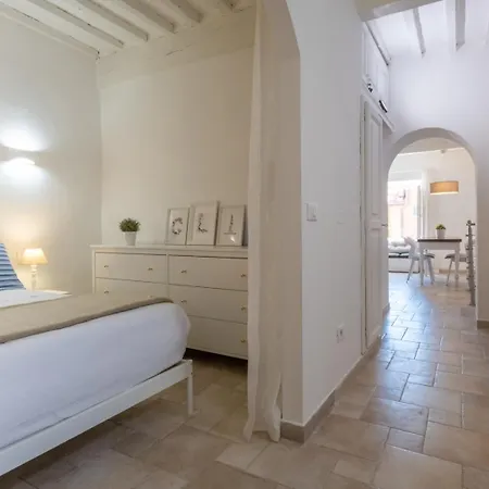 Guardabassi Collection Charming House Piazza Indipendenza 公寓 *